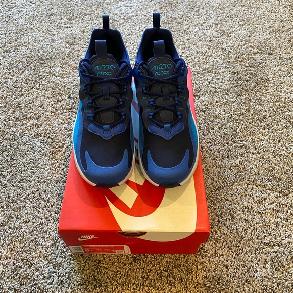 FLASH SALE Nike Air Max 270 React Women’s Sneakers - Picture 7 of 12
